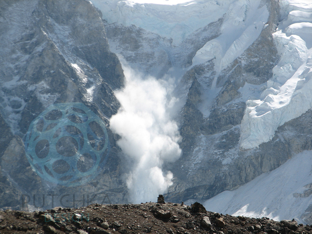 Avalanche on Everest is a photo detailing an avalanche spotted off one of the ridges of Mount Everest